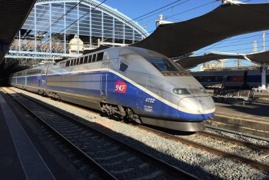 TGV-ERIC-SALARD--CC-BY-SA-2.0-2