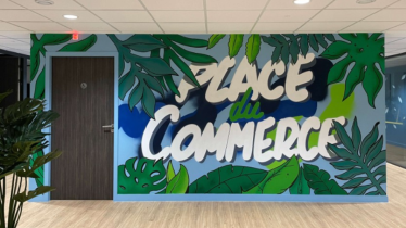 mur-place-du-commerce-dans-les-locaux-de-lopcommercevia-street-designers