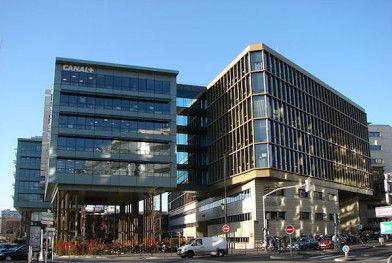 640px-Siege_Canal_Issy
